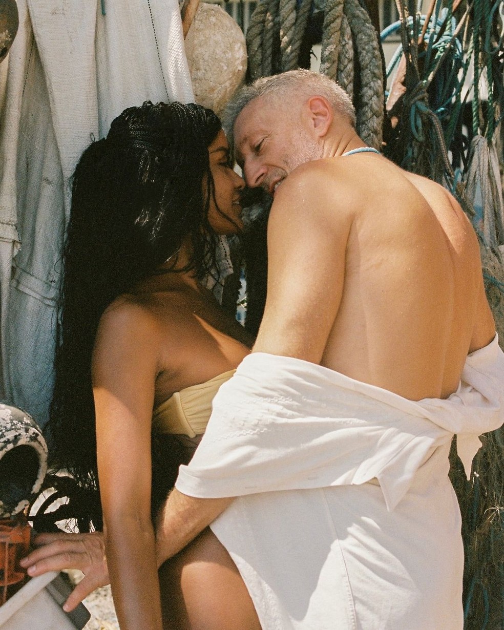 Narah Baptista anuncia gravidez de primeiro filho com ator francês Vincent Cassel — Foto: reprodução/instagram