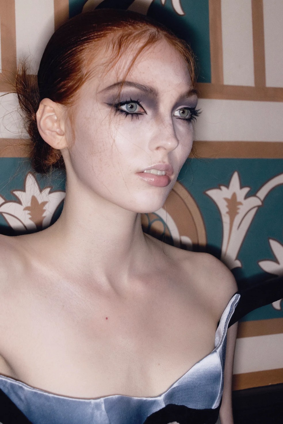 A história por trás da beleza inspirada em pássaros no desfile de ...