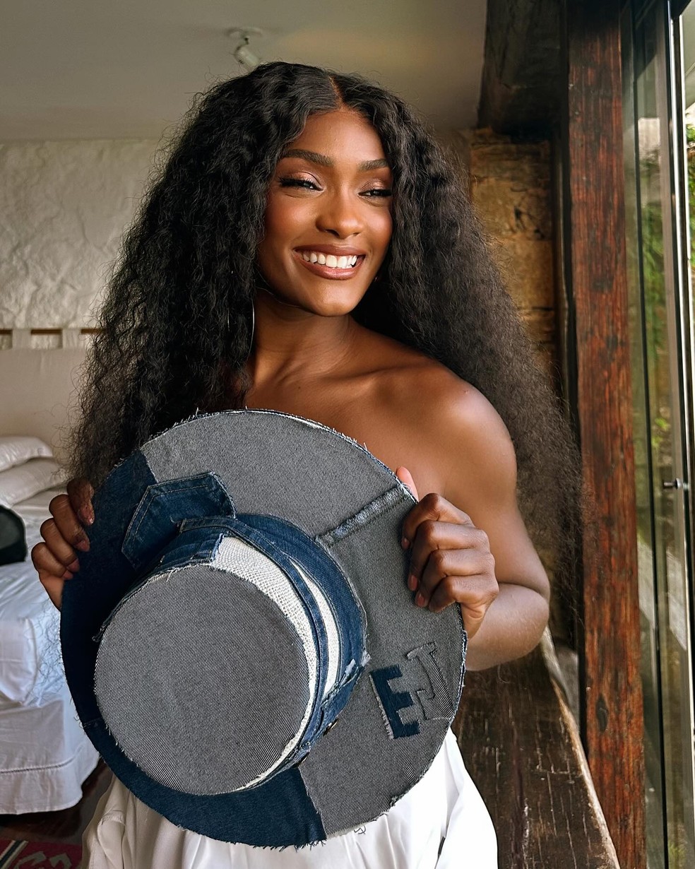 Erika Januza — Foto: reprodução/instagarm