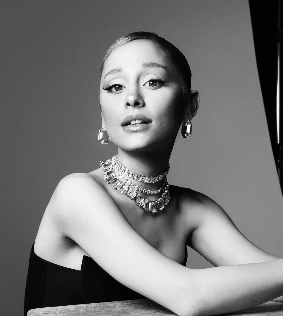 Ariana Grande para Swarovski — Foto: Divulgação