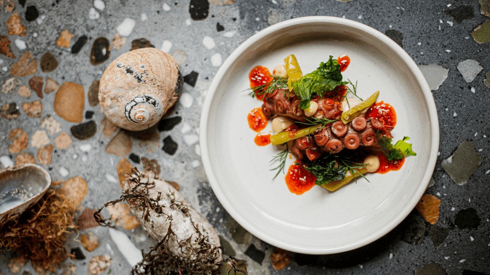 Mar, montanha e diversidade de raízes: a gastronomia multifacetada da ...