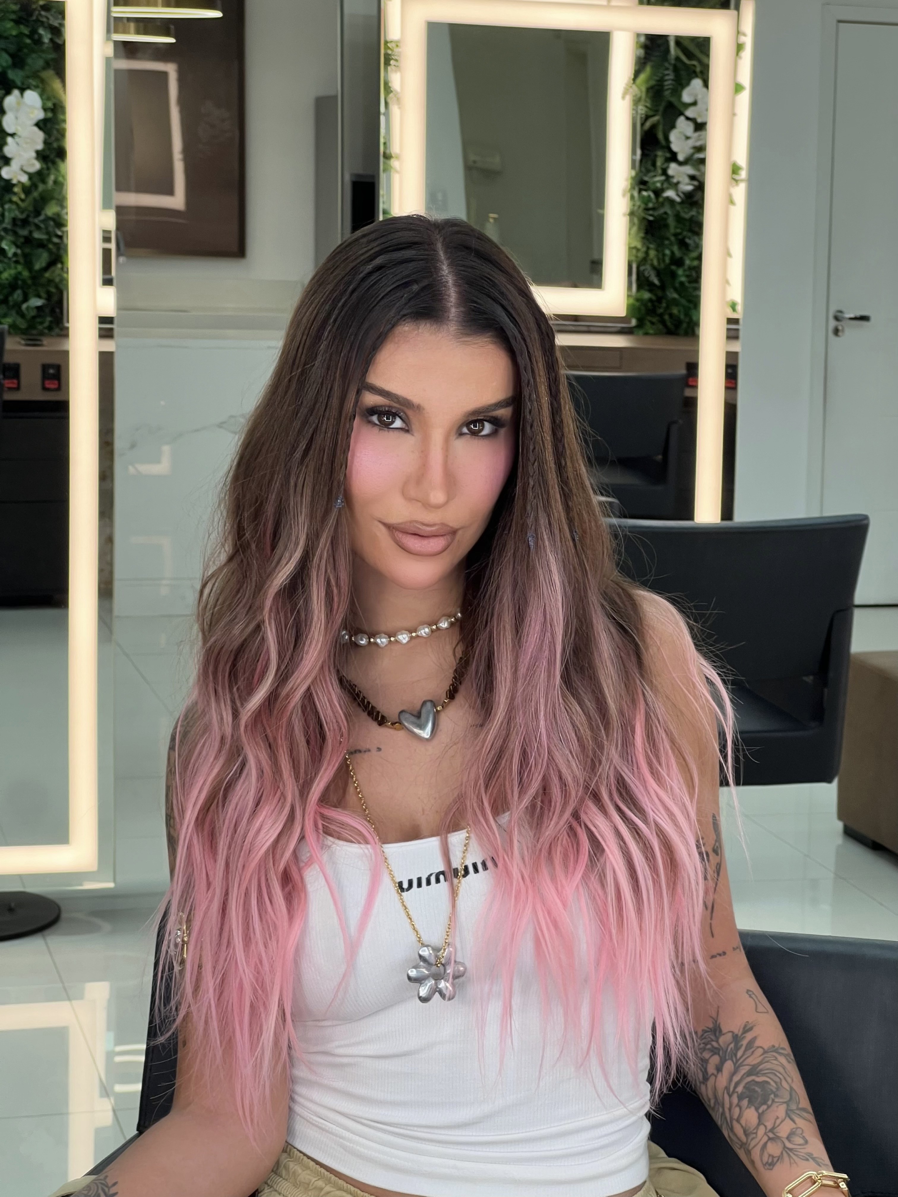 Bianca Andrade muda radicalmente o visual para celebrar aniversário