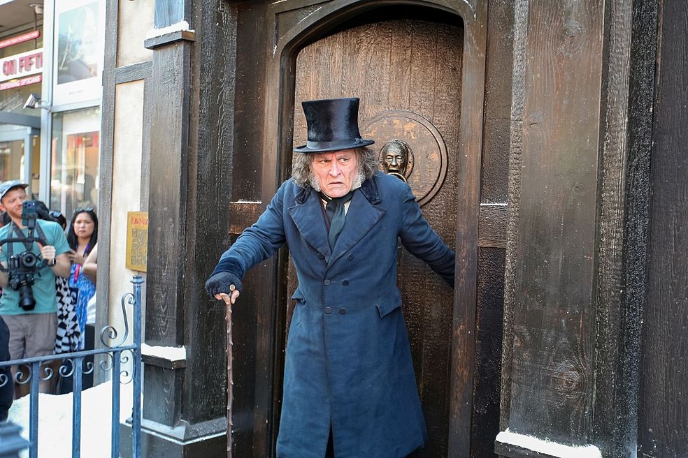 Johnny Depp como Scrooge — Foto: GettyImages