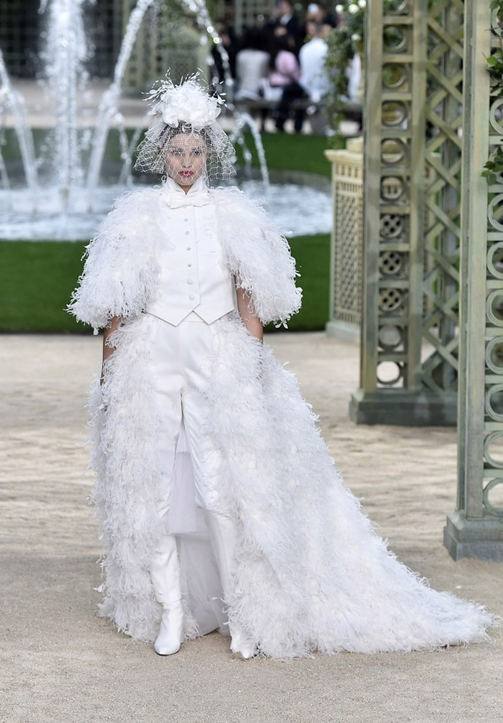 Sete toques de gênio de Karl Lagerfeld à frente da Chanel