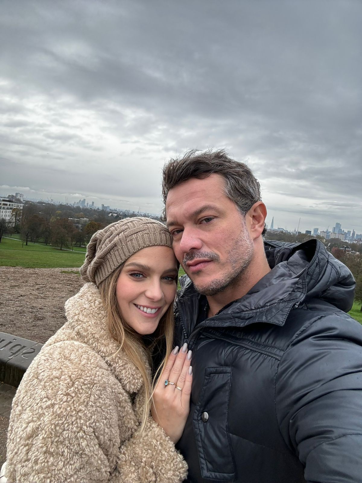 Isabella Santoni se casará com Henrique Blecher em cerimônia íntima no Rio