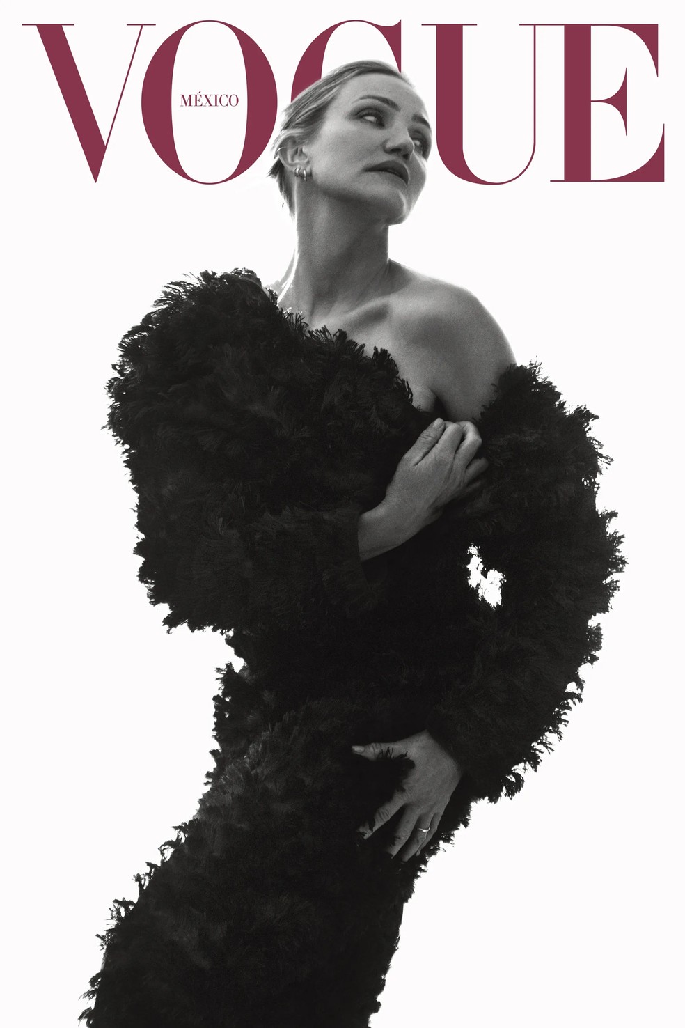 Após uma década longe dos holofotes, Cameron Diaz estrela a capa
