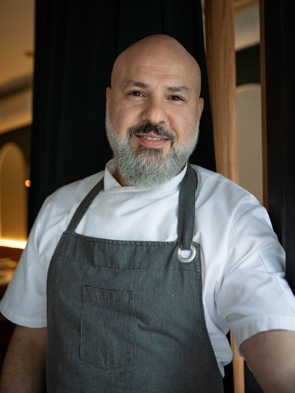 Chef  Moeen Abuzaid — Foto: Queena Liu/Divulgação