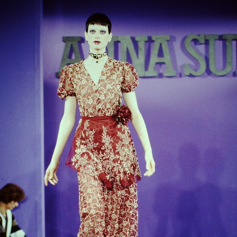 Anna Sui's Kaleidoscopic Career | Moda | Vogue