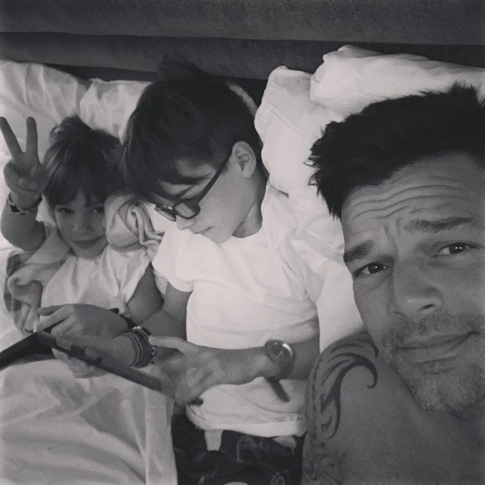 Ricky Martin diz que filhos estão 'orgulhosos' de terem dois pais