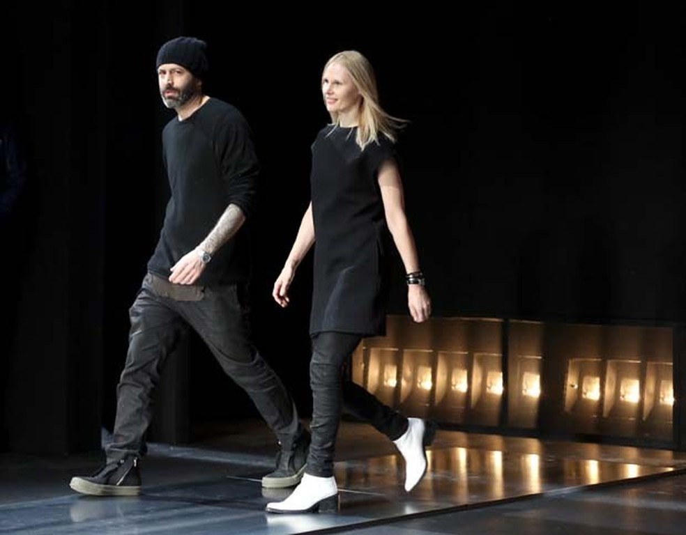 O casal deixa a direção criativa da marca após oito anos (Foto: Getty Images) — Foto: Vogue