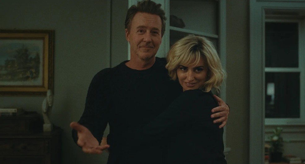 Edward Norton e Penélope Cruz — Foto: Divulgação
