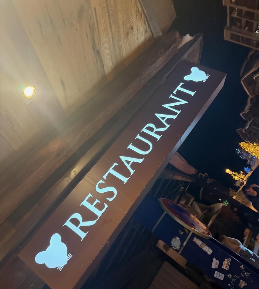 David Beckham encanta fãs ao curtir a neve com a filha caçula, Harper — Foto: Reprodução/Instagram