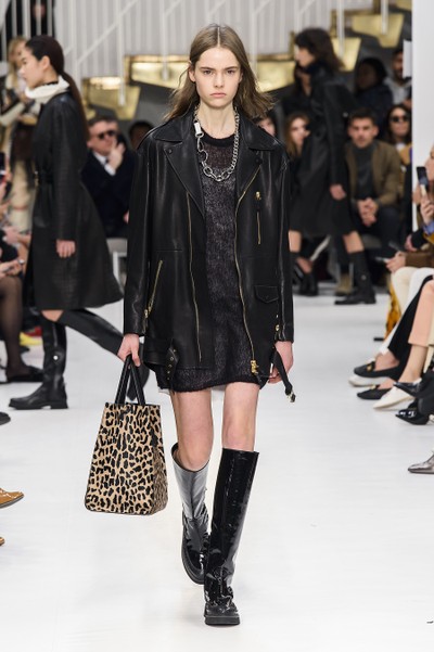 Tod s Inverno 2019 Milao Desfiles Vogue