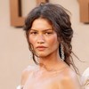 Maquiador entrega os segredos da beleza de Zendaya em estreia de "A Odisseia" em Nova York