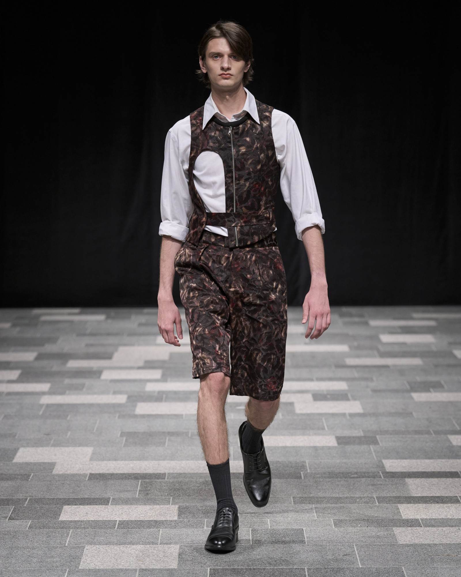 18 designers emergentes da Rakuten Tokyo e New York Fashion Week para ...