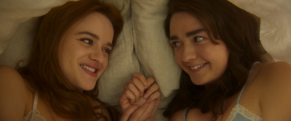 Joey King e Maisie Williams em "Da Magia à Sedução 2" — Foto: Divulgação/ Warner Bros