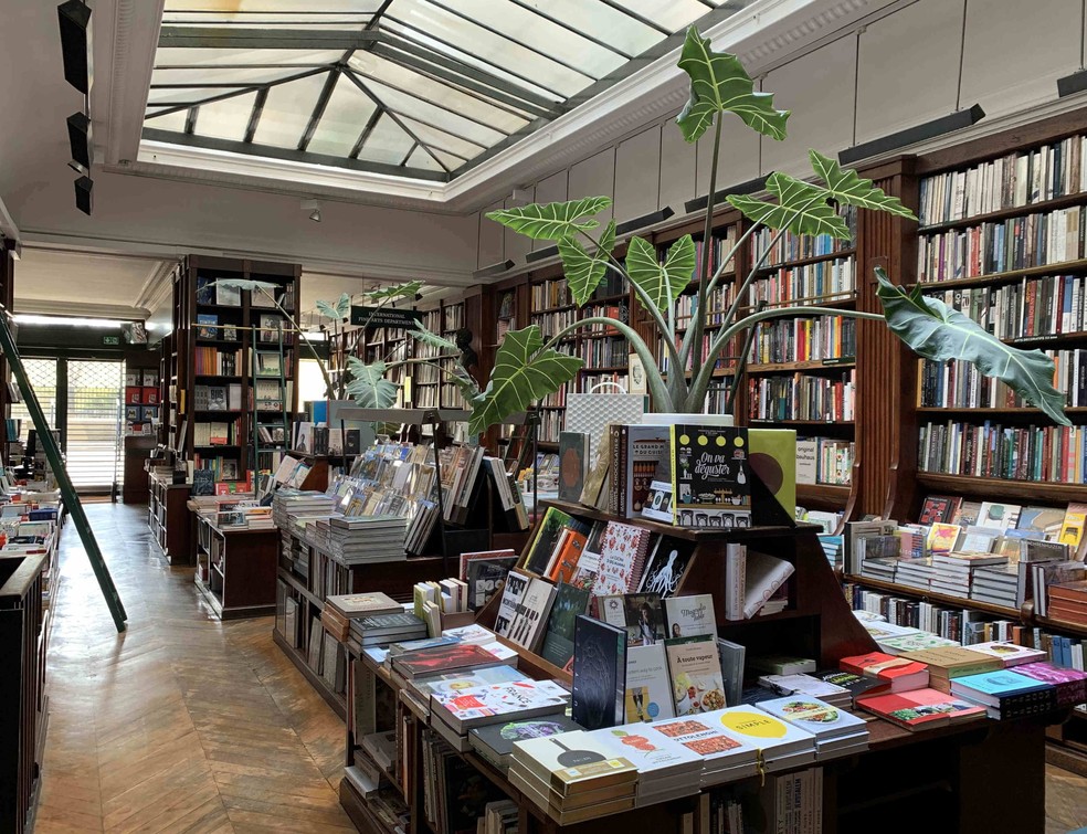 Paris de A a Z: o guia Vogue do que há de melhor em moda, cultura, e ...