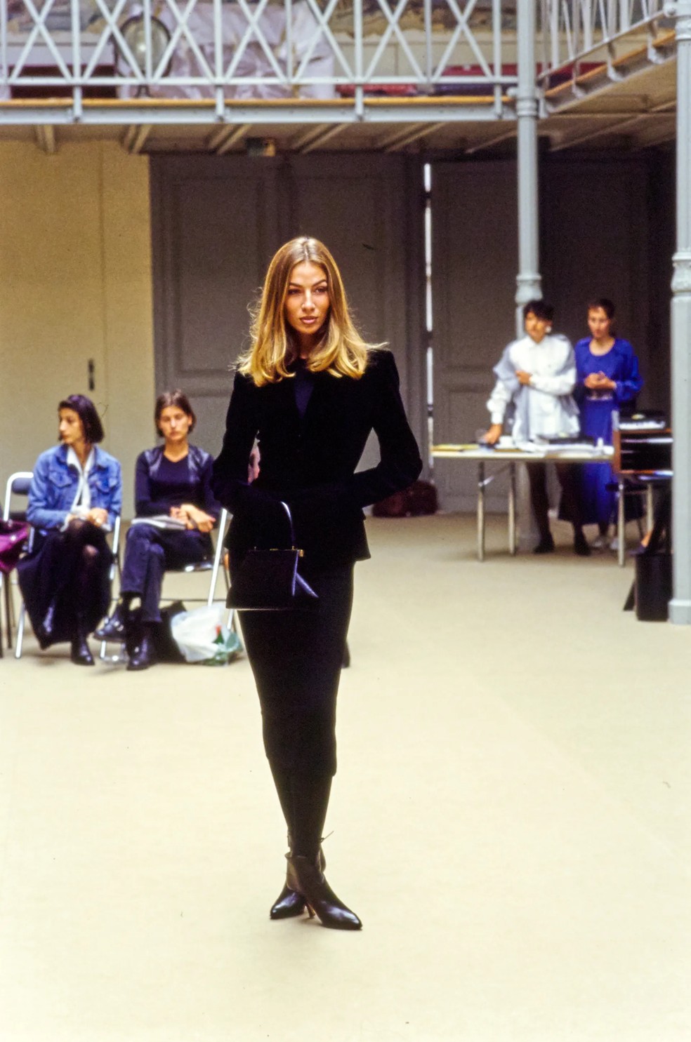 Alaïa, coleção de inverno 1992. — Foto: Vogue Runway