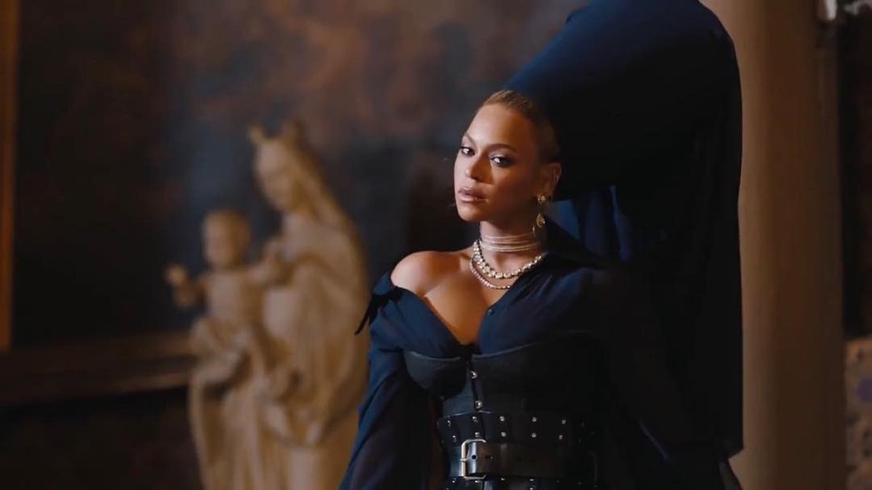 Beyoncé e Jay-Z entram no confessionário em novo clipe