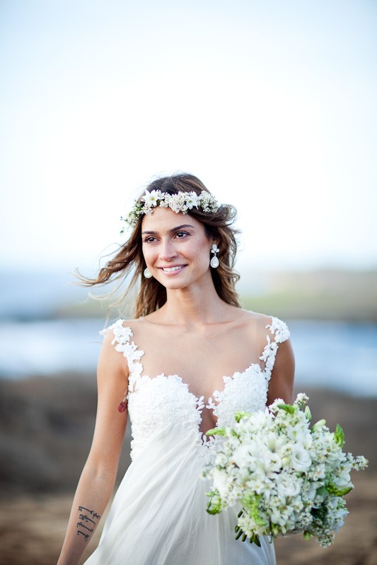 Thaila Ayala coloca à venda vestido de noiva usado em casamento com Paulinho Vilhena — Foto: Divulgação