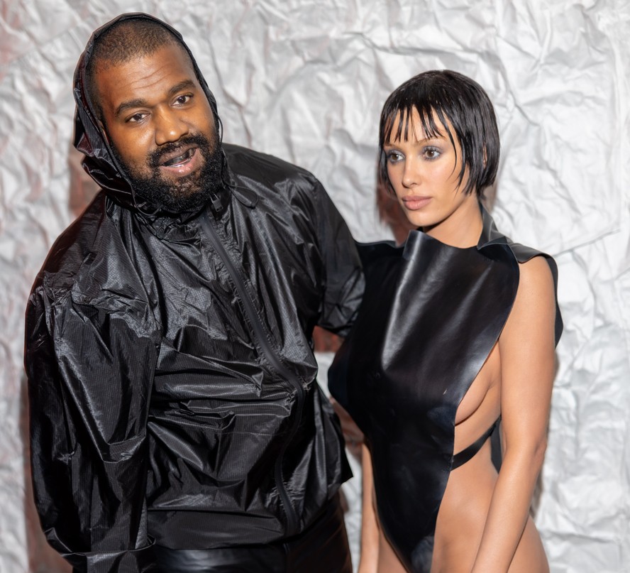 Família de Bianca Censori demonstra preocupação sobre relacionamento da  estilista com Kanye West | Celebridades | Vogue