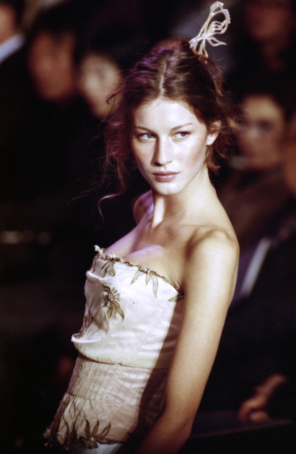 Os 20 momentos de beleza mais icônicos de Gisele Bündchen ao longo da ...