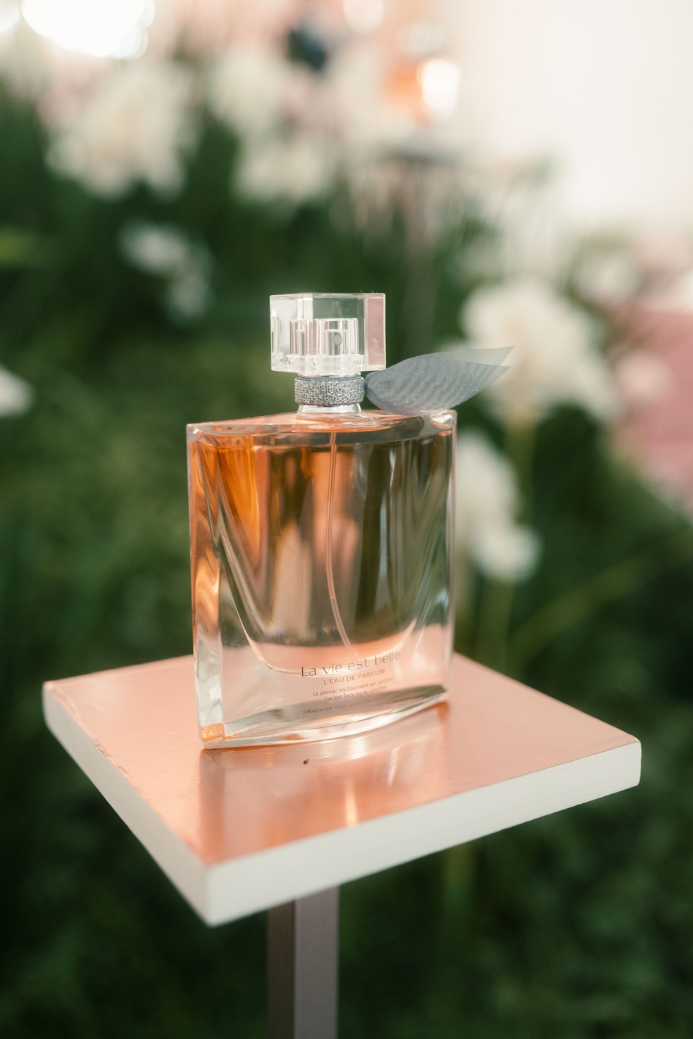 La Vie Est é uma das principais fragrâncias do portfólio de Lancôme — Foto: Lucca Miranda