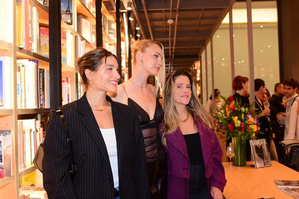Sasha Meneghel, Carol Trentini e Ingrid Guimarães — Foto: Lu Prezia
