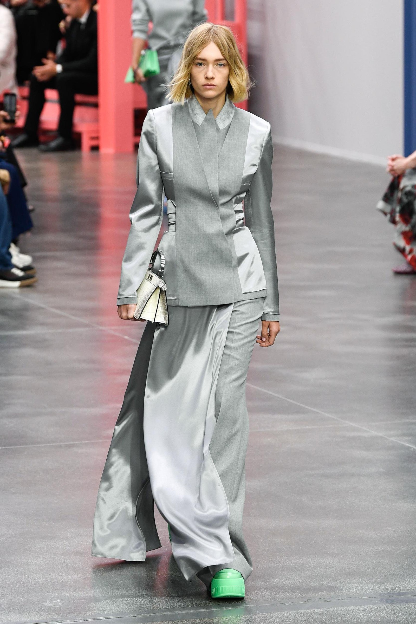 Fendi Milão Verão 2023 Desfiles Vogue