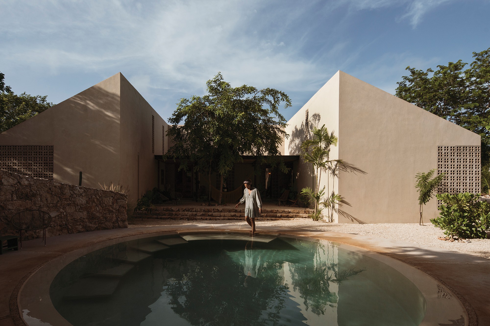 Um blend equilibrado entre arquitetura e natureza em Mérida