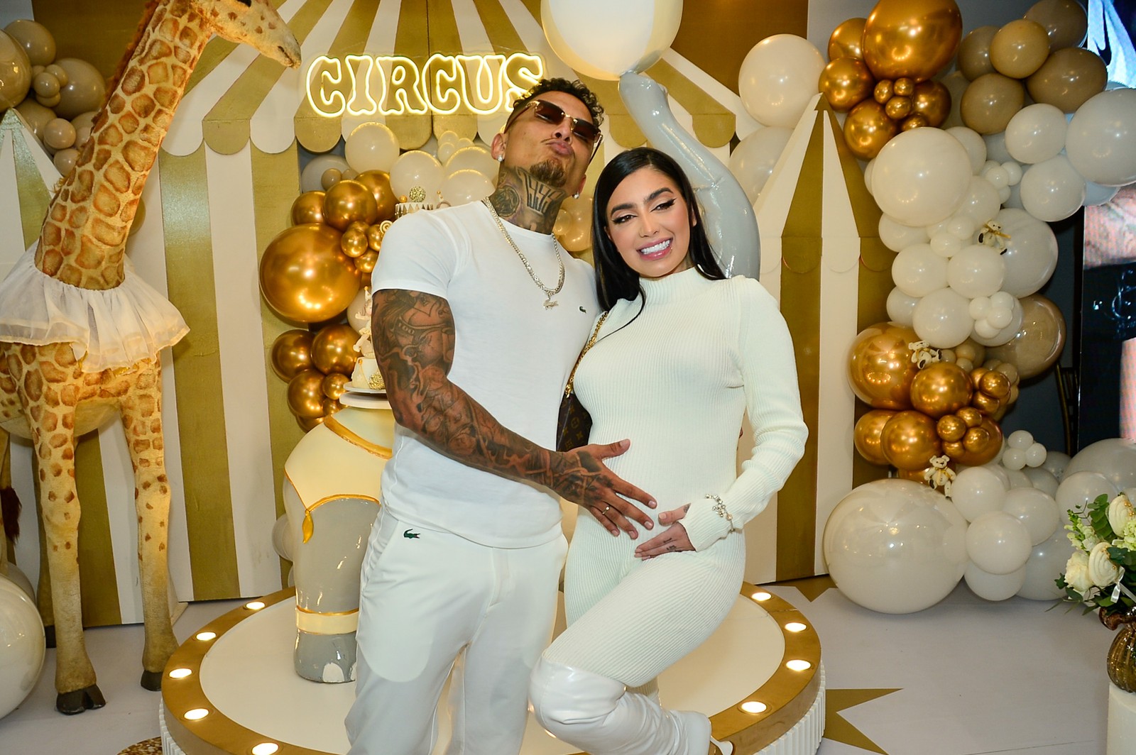 MC Mirella e Dynho Alves revelam que esperam uma menina em Chá Revelação