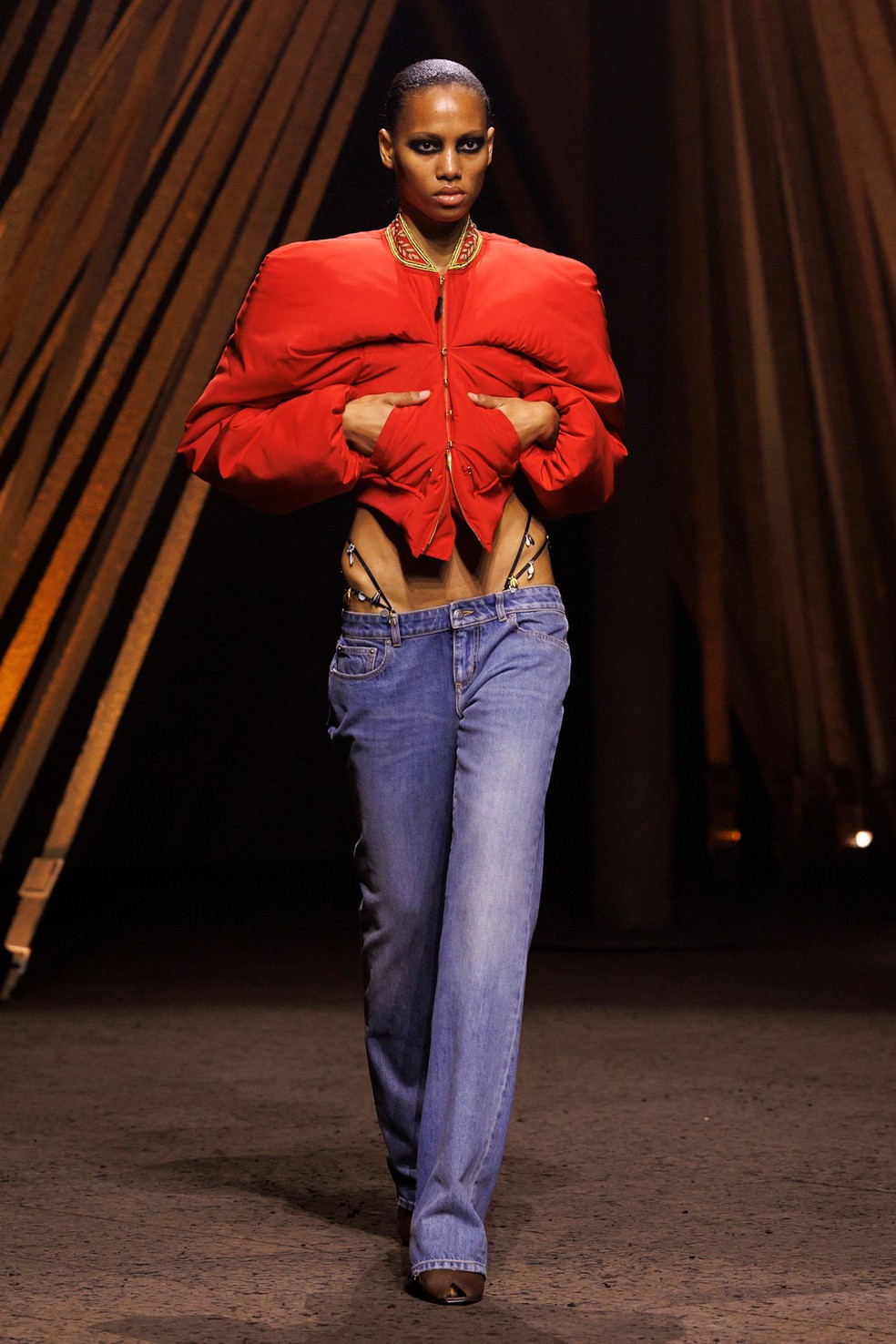 McQueen, verão 26 — Foto: Launchmetrics Spotlight
