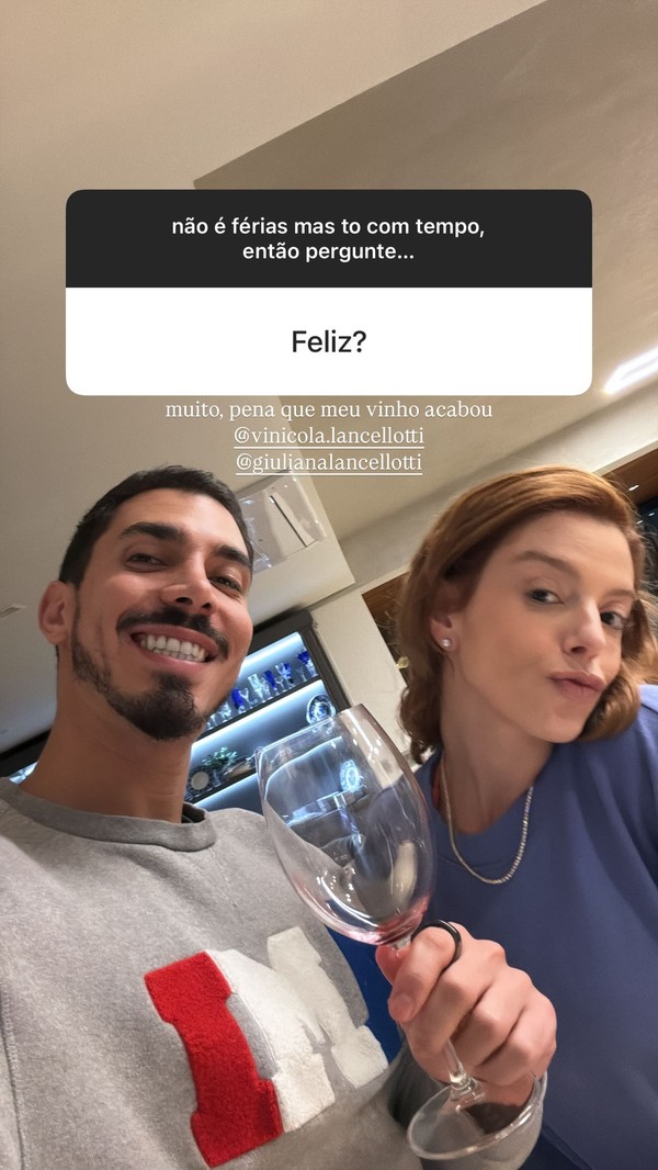 Giovanna Lancellotti e Gabriel David surgem juntos na fazenda em que ...