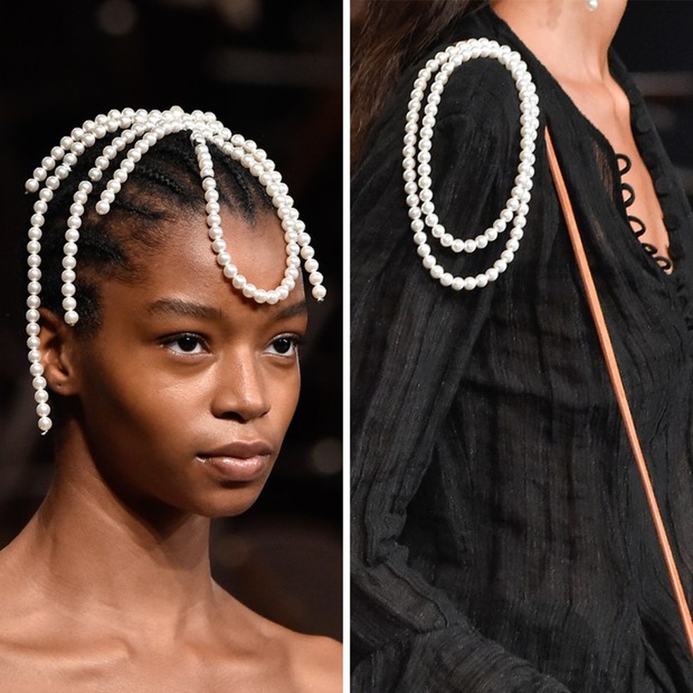 Khaite: pérolas adornando os cabelos e também os ombros das camisas (Foto: Getty Images) — Foto: Vogue