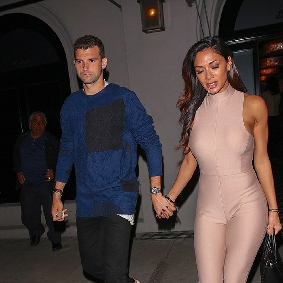 Nicole Scherzinger arrasa de body nude justíssimo