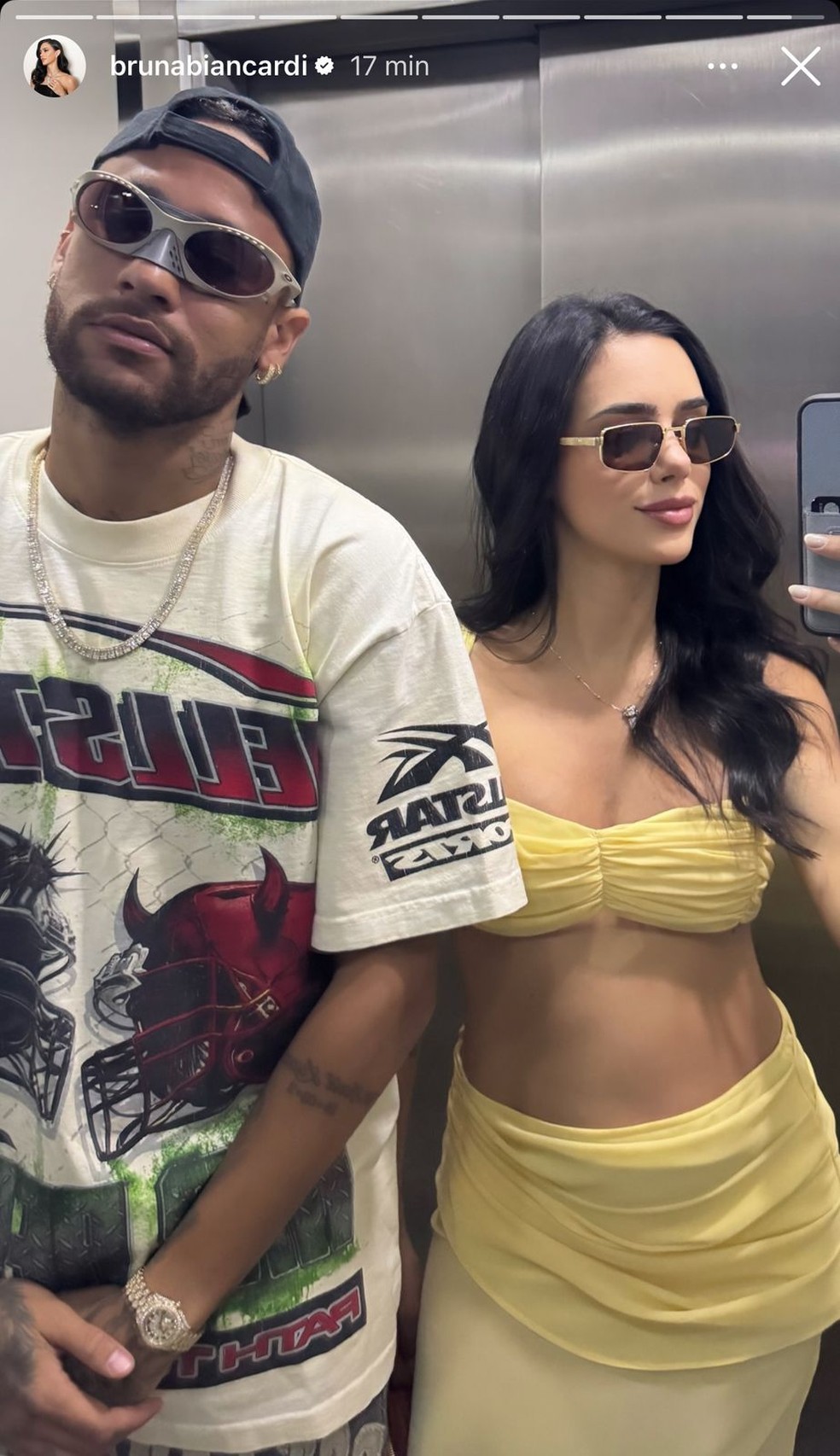 Neymar e Bruna Biancardi em selfie no espelho — Foto: Reprodução/Instagram