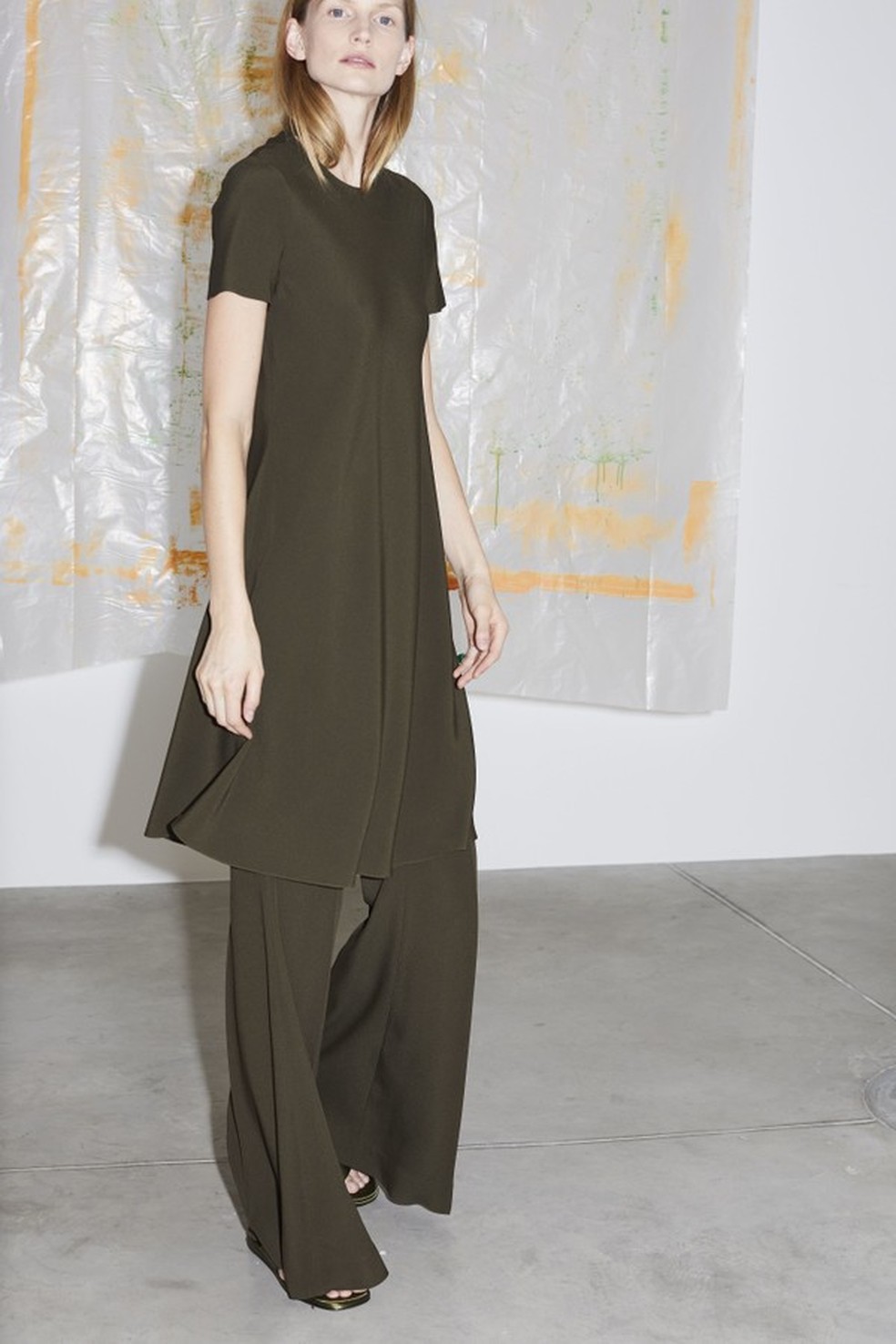Na dúvida entre vestido ou calça? O pre-fall 2019 pede para você ...