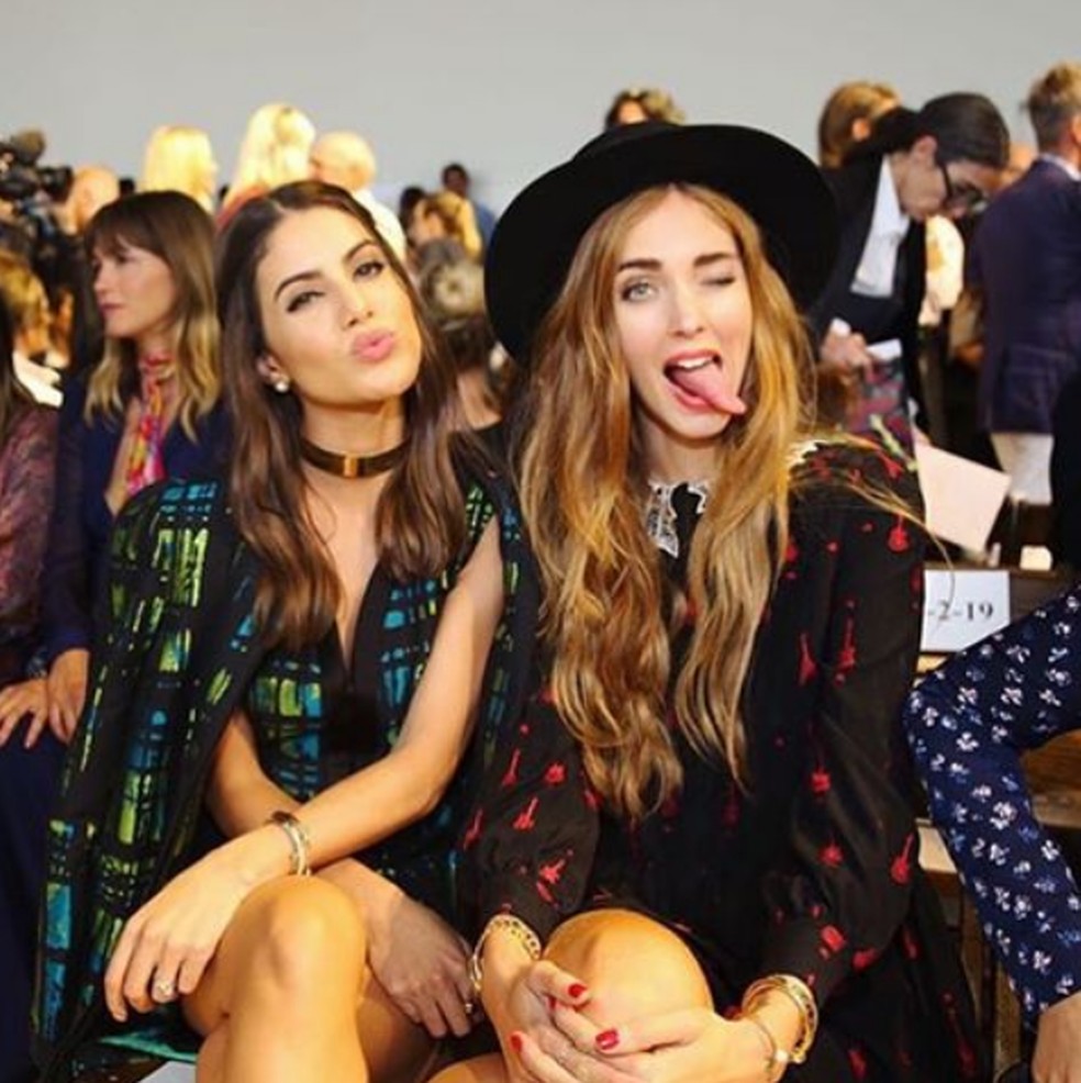 Dupla de blogueiras poderosas na DVF: Camila Coelho e Chiarra Ferragni (Foto: Instagram @dvf) — Foto: Vogue