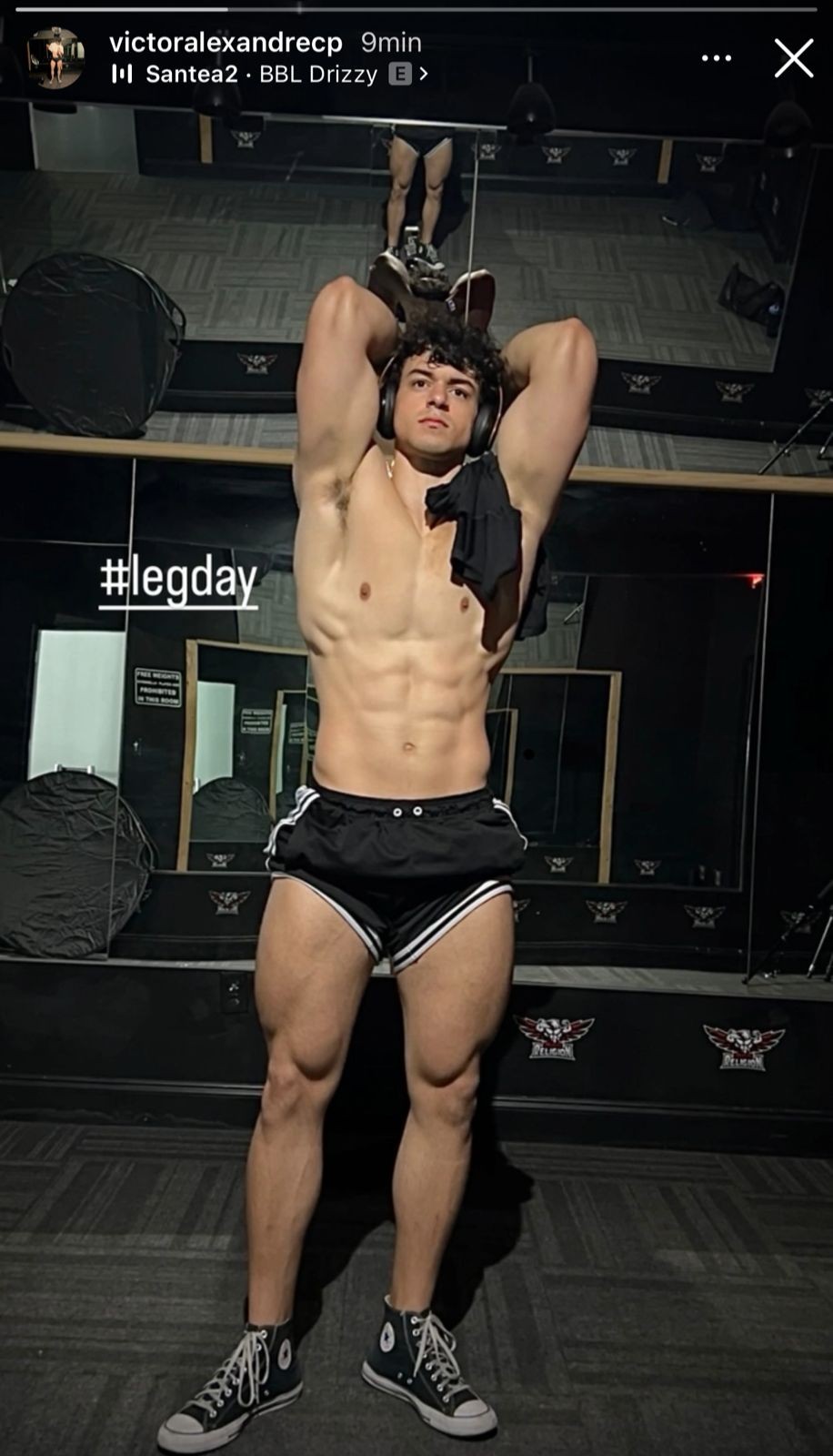 Victor Alexandre exibe resultado de rotina fitness