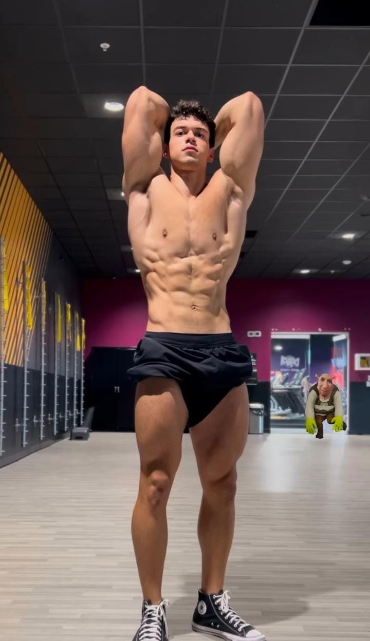 Victor Alexandre exibe resultado de treinos intensos