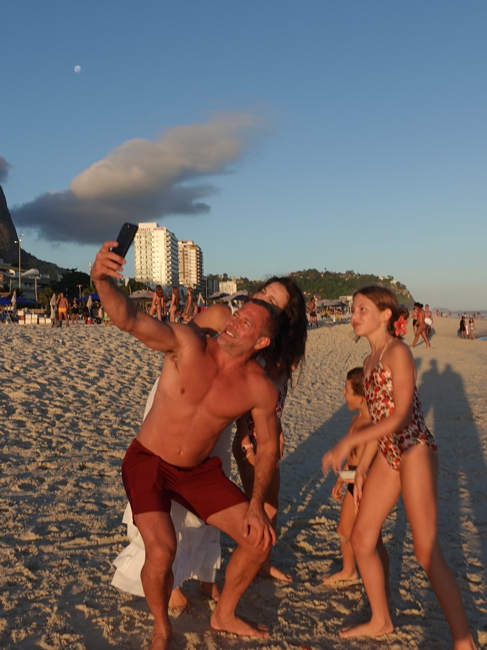 Kyra Gracie mostra momento em família — Foto: reprodução/instagram