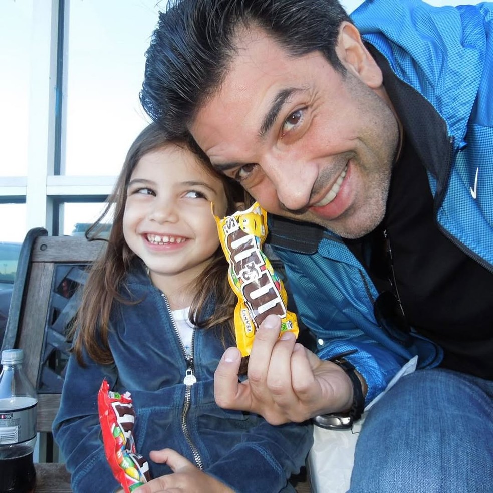 Edu Guedes e a filha — Foto: Reprodução/Instagram