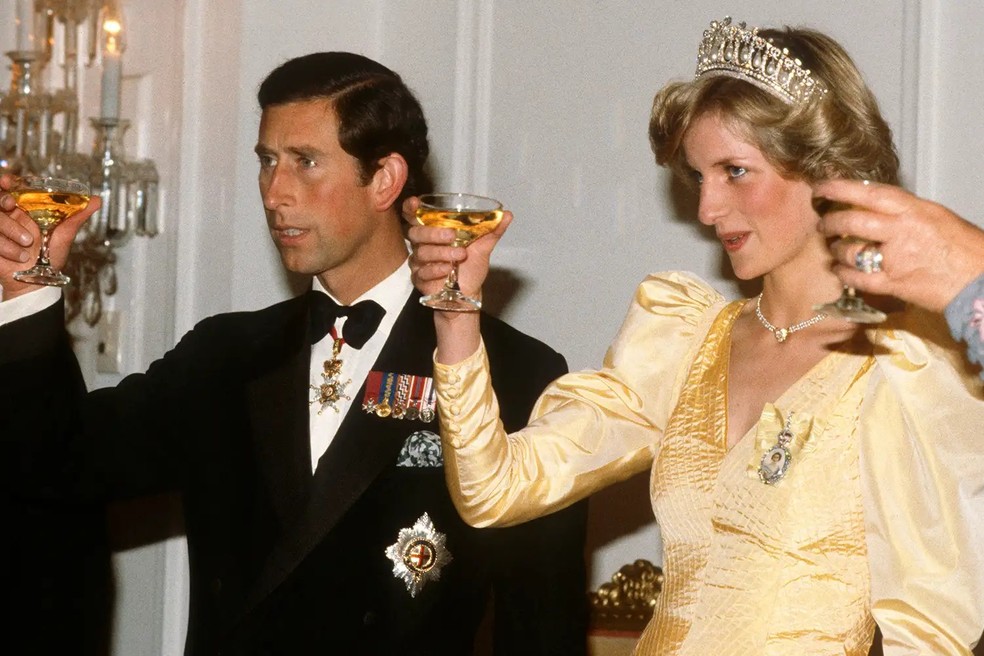 Carta recém-descoberta revela visão inesperada de princesa Diana nos ...