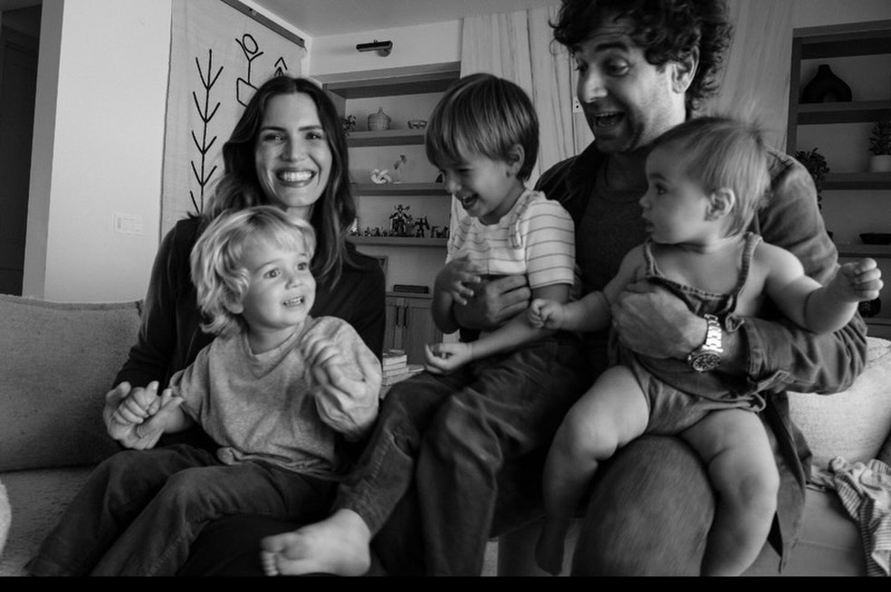 Mandy Moore com a família — Foto: Instagram