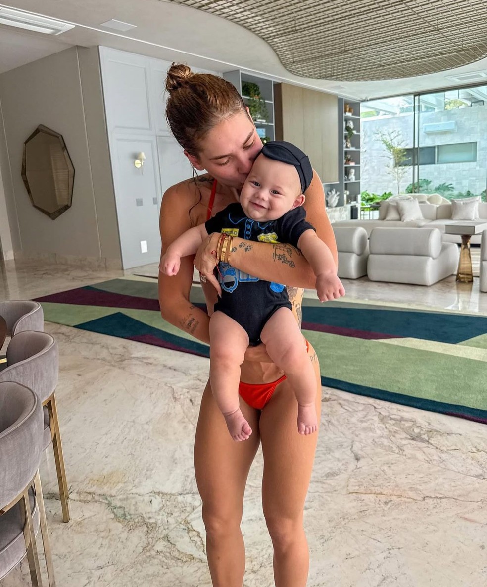 Virginia Fonseca e o filho, José Leonardo — Foto: Reprodução/Instagram