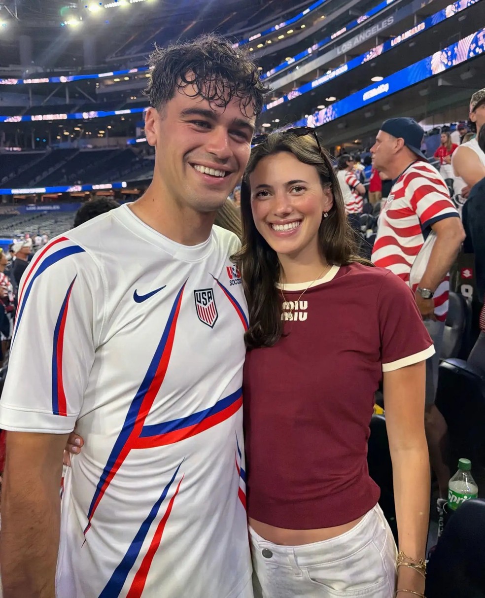 Gio Reyna com sua esposa Chloe Reyna — Foto: Reprodução/Instagram