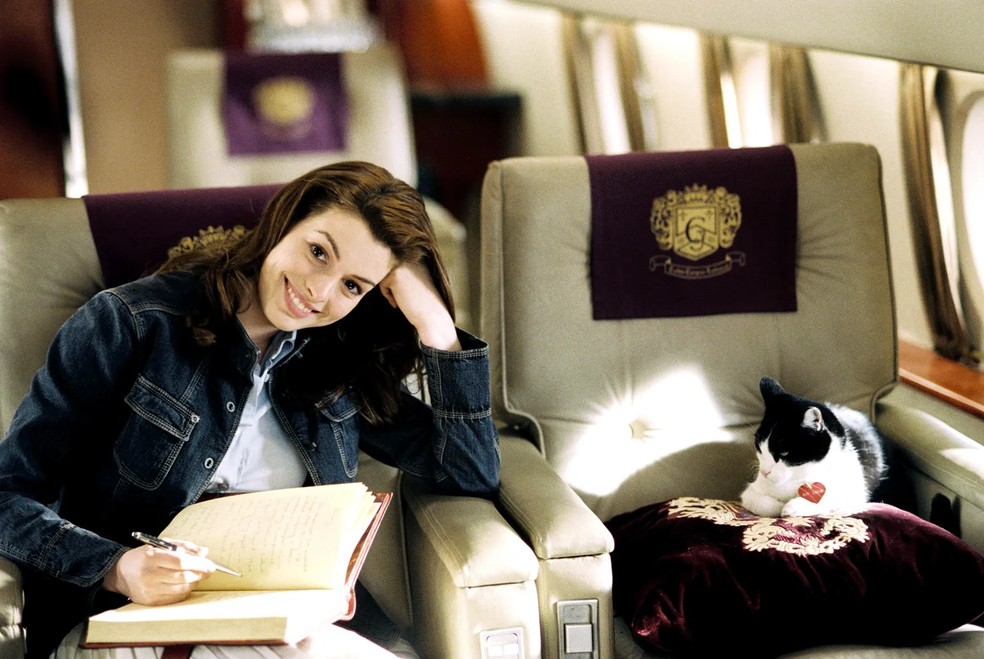 Anne Hathaway em "O Diário da Princesa" — Foto: Divulgação/ Everett Colection