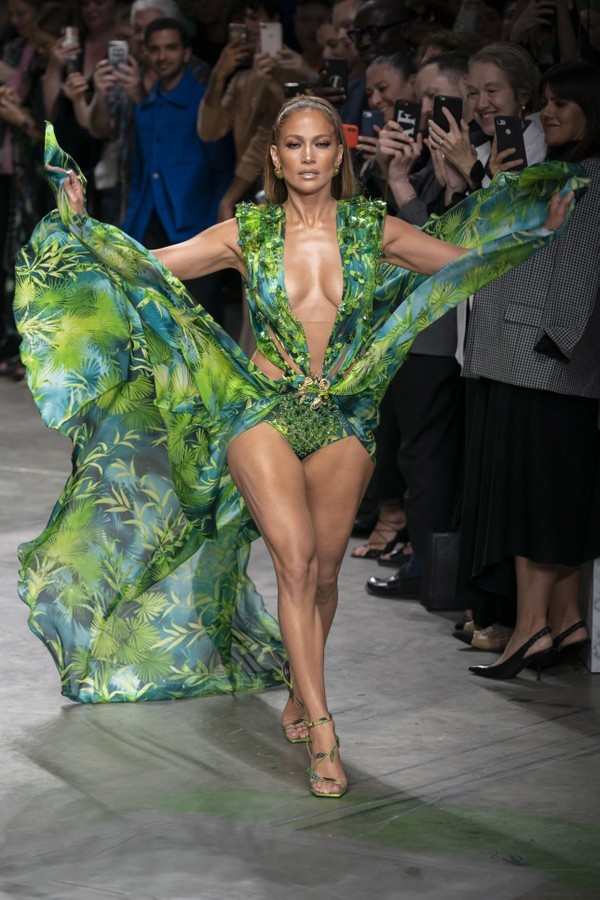 Vestido verde jlo 2019 new arrivals