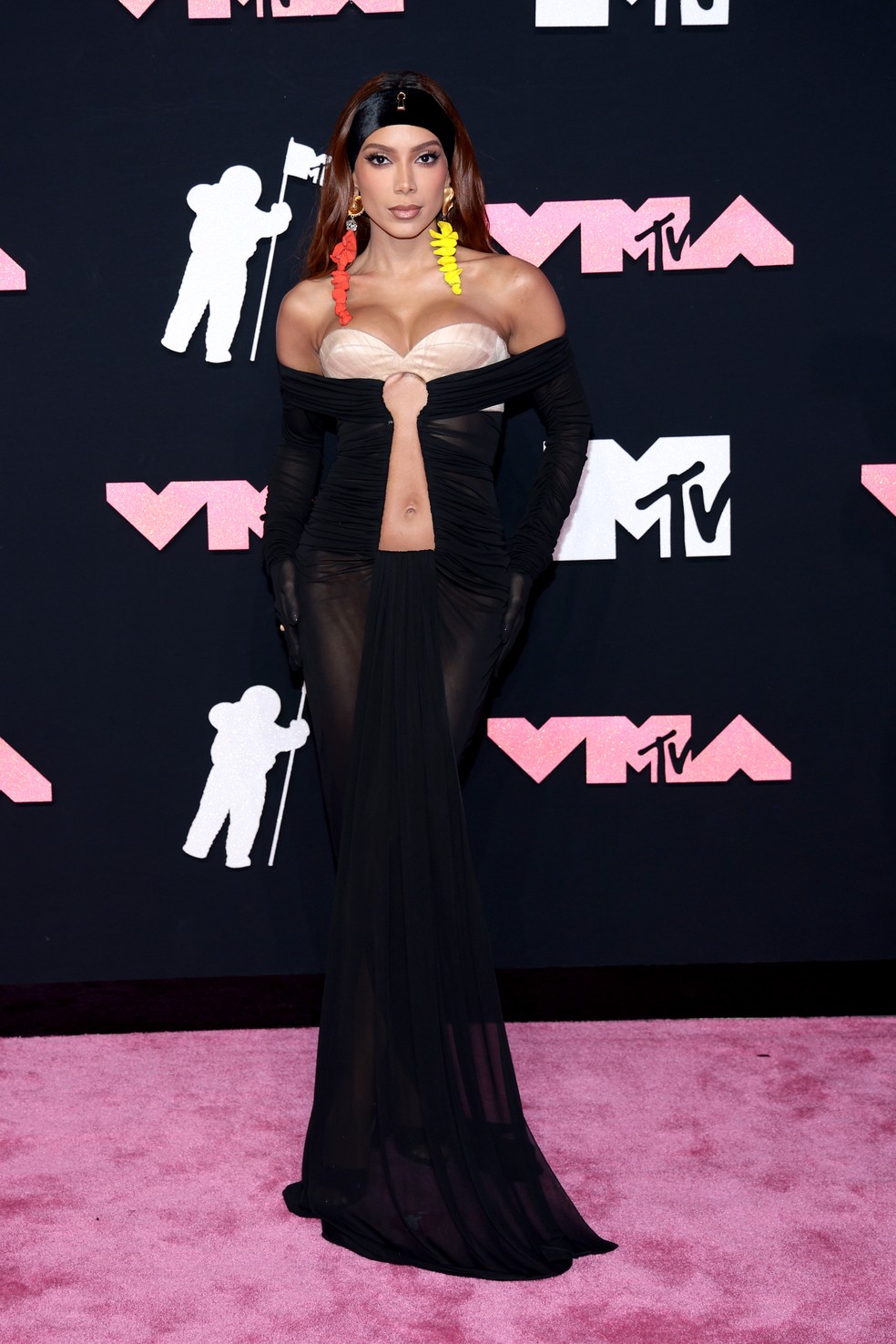 Anitta usa Schiaparelli no VMA 2023 — Foto: Getty Images