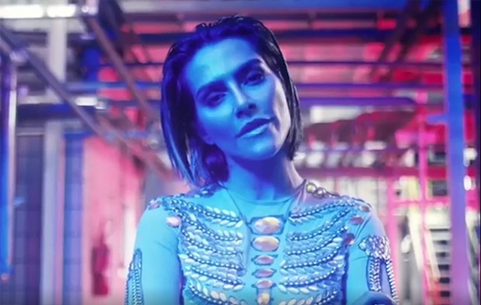 Play! Cleo lança videoclipe de 'Bandida'